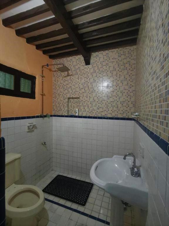 Hostel Casa Quetzal Кампече Екстериор снимка