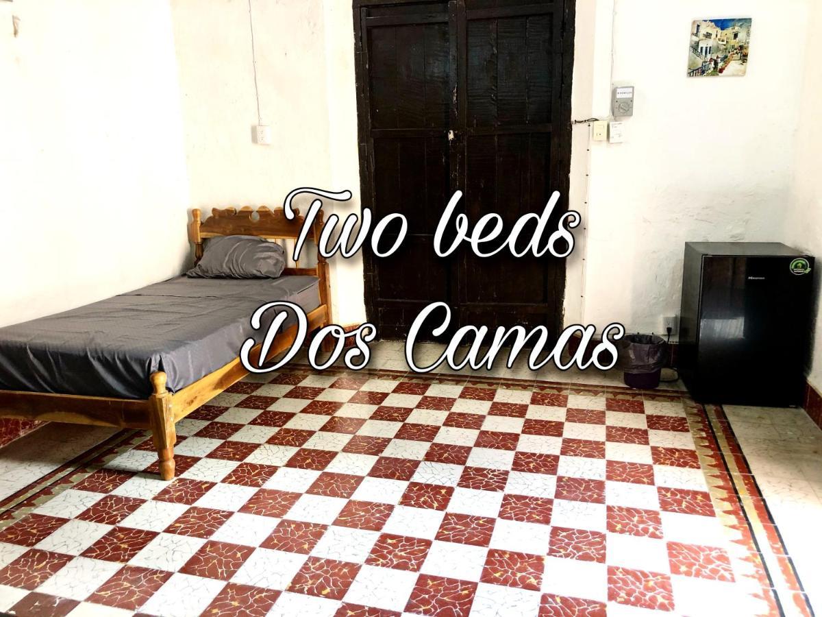 Hostel Casa Quetzal Кампече Екстериор снимка