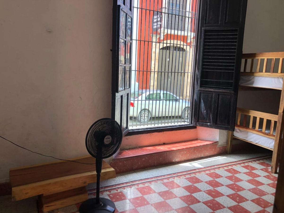 Hostel Casa Quetzal Кампече Екстериор снимка